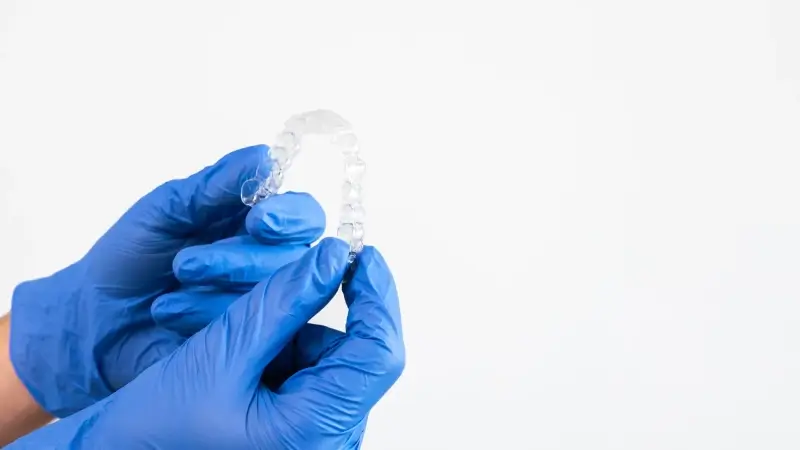 Ile kosztuje Invisalign w Polsce?